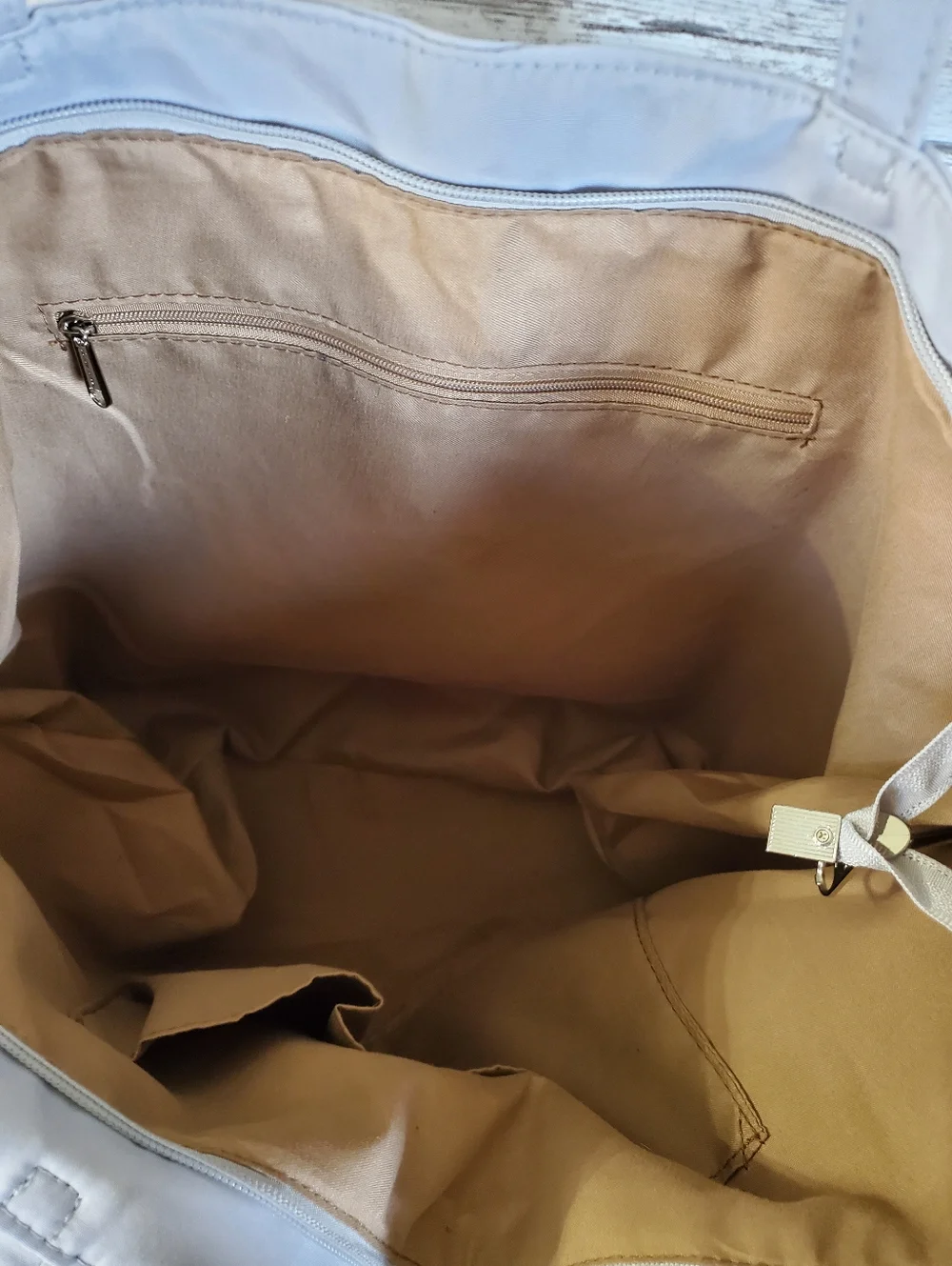 KALIDI Water Resistant Grey Zippered Tote Bag Beach Travel Shopping Market NWOT
